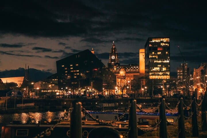 Liverpool Private Custom Walking Tour with Local Guide — Historic Docks & Beatles Sites photo 4