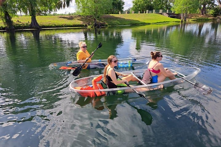 Paddling Lake Ivanhoe: Urban Clear Kayak & Paddleboard Tour in Orlando photo 2