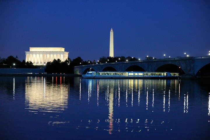 Experience Washington DC by Night on the Premier Potomac Dinner Cruise