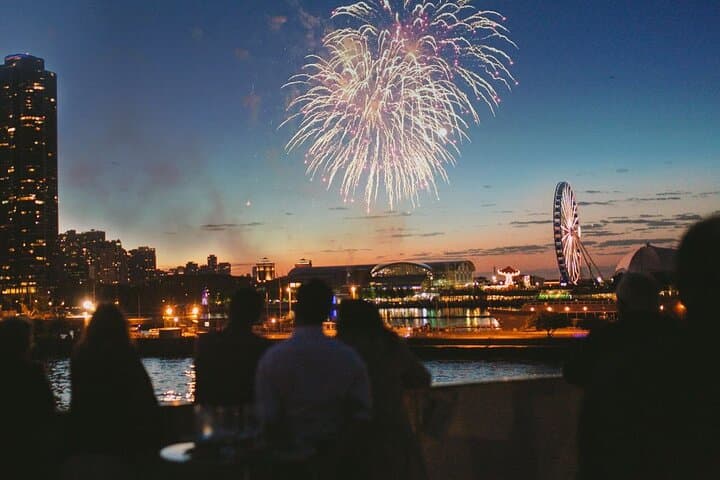 Chicago Fireworks Premier Dinner Cruise: A Lake Michigan Dining Adventure