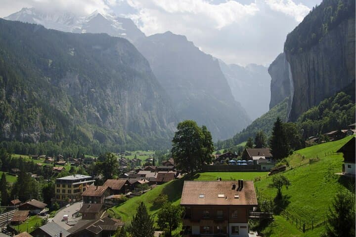 Lucerne to Interlaken, Grindelwald & Lauterbrunnen: Private Bernese Oberland Daytrip photo 5