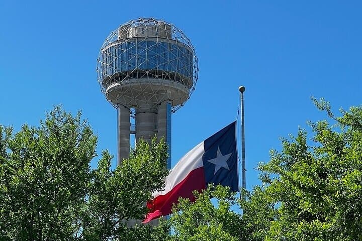 Dallas Highlights & JFK Historical Combo Tour — Dealey Plaza, Arts District & Highland Park photo 4