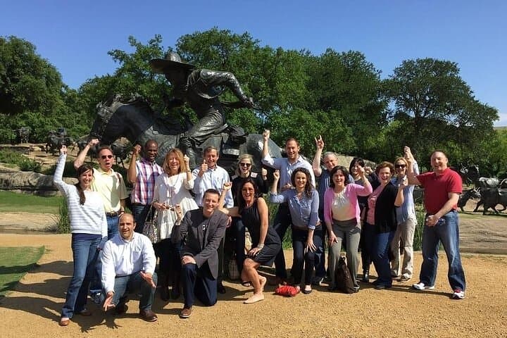 Dallas Highlights & JFK Historical Combo Tour — Dealey Plaza, Arts District & Highland Park photo 3