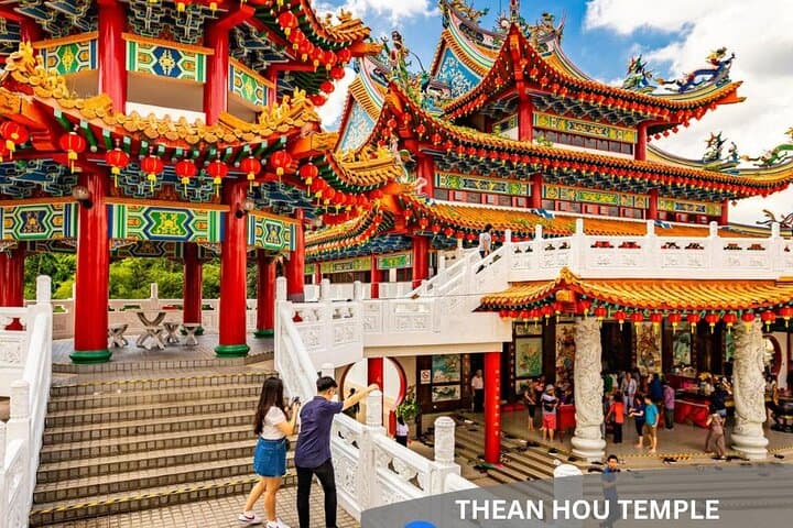 Kuala Lumpur Skyline and Batu Caves Private Day Tour photo 4