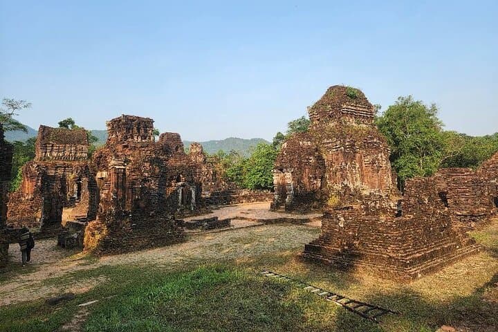 My Son Sanctuary & Marble Mountain Private Tour: Cham Temples and Marble Peaks