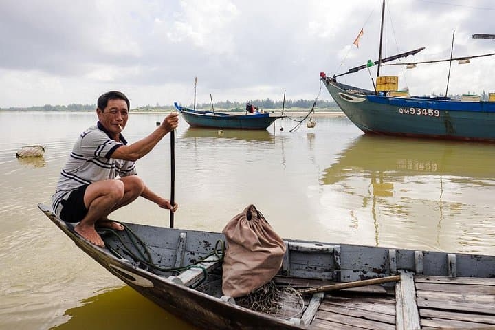 Hoi An River Life Photo Tour: Dawn Photography on the Delta photo 1