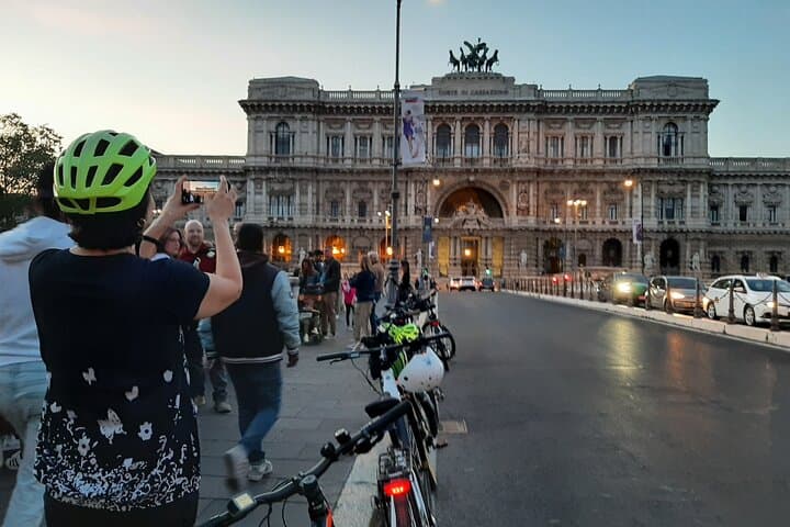 Rome by Night E-Bike Tour: Private Sunset Ride Through the Historic Center photo 4