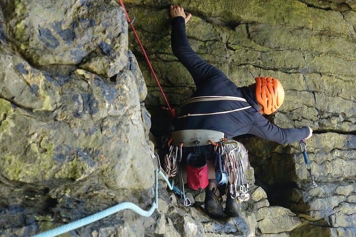 Snowdonia Rock Climbing and Guided Hiking Courses in Capel Curig photo 2