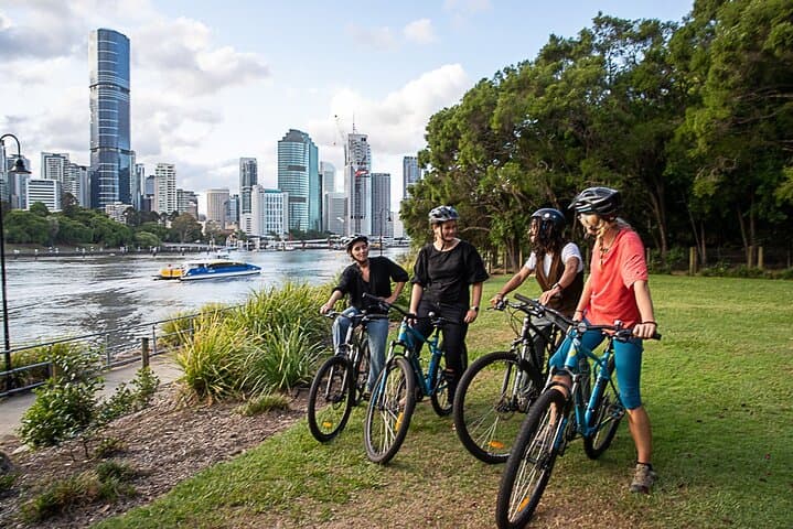 Cycle Brisbane’s River Loop: Bike, Scooter, or Blades from Kangaroo Point photo 4