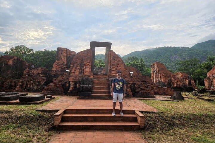 My Son Sunrise Tour: Drive In, Private Boat Back Along Thu Bon River