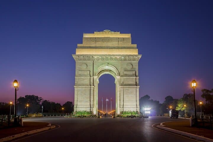 Half-Day Private Delhi Sightseeing Tour — India Gate, Humayun's Tomb & Lodi Gardens photo 4