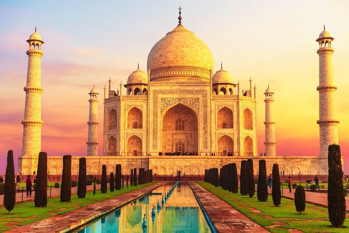Taj Mahal Sunset & Sunrise Overnight Tour from Delhi — Agra Fort, Baby Taj & Fatehpur Sikri photo 5