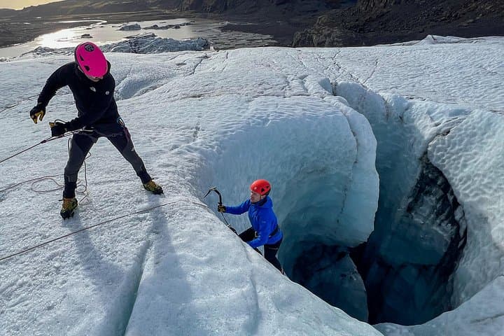Sólheimajökull Glacier Adventure: Private Ice Climb & Glacier Hike from Reykjavík photo 3