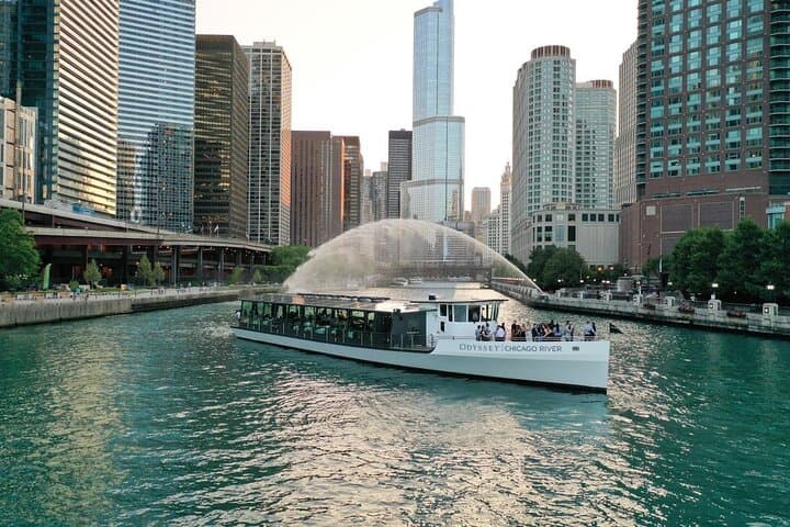 Chicago Fireworks Dinner Cruise on the River: Plated Meal & Navy Pier Views photo 4