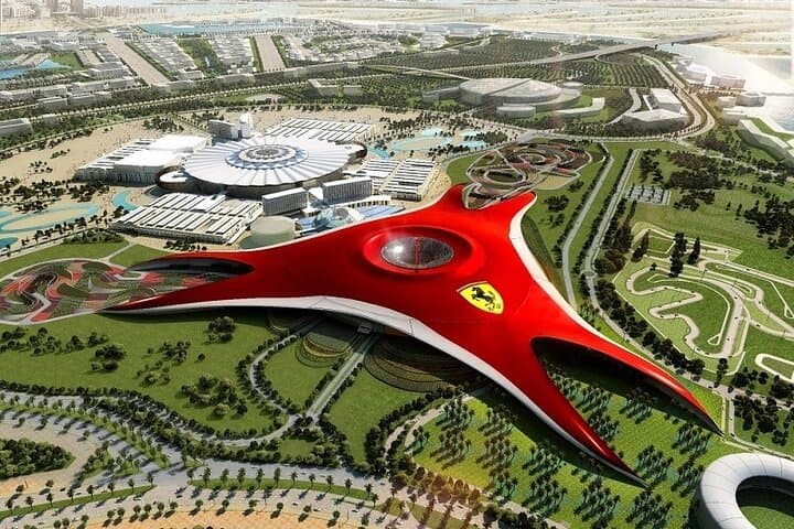 Private Abu Dhabi City Tour: Sheikh Zayed, Qasr Al Watan & Corniche photo 2