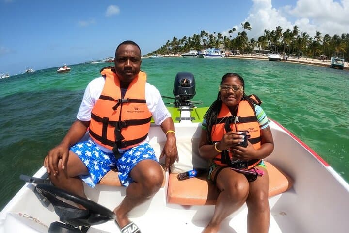Self-Drive Speedboat and Snorkel at Punta Cana’s Natural Pool photo 4