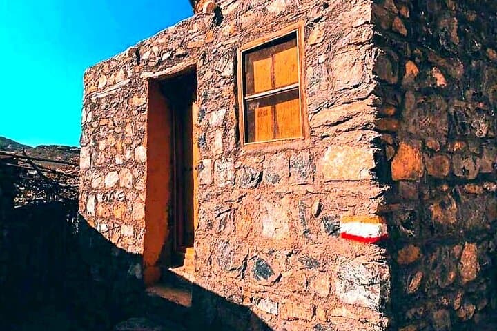 Full-Day Private Jebel Akhdar & Al Suwjara Tour from Muscat: Nizwa Fort, Village Walks, and Mountain Views photo 3
