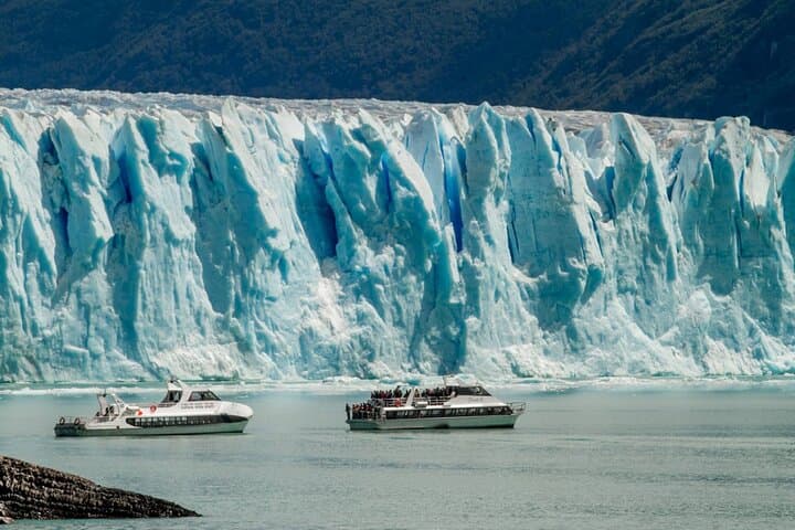 Perito Moreno Glacier Full-Day Navigation & Catwalks from El Calafate photo 6