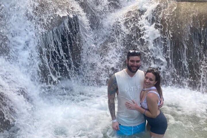 Kingston to Portland Private Water Tour: Reach Falls, Boston Beach & Errol Flynn Marina