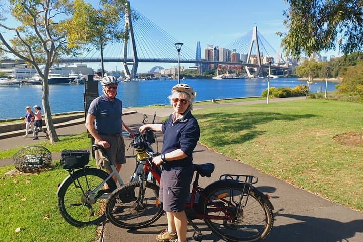 Sydney Harbour E-Bike Tour: Coffee, Fish Market & Harbour Bridge Ride photo 5