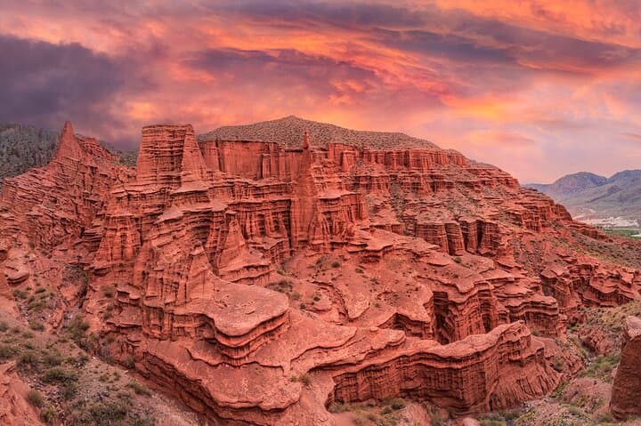 Burana Tower & Konorchek Canyons Day Trip from Bishkek: Silk Road Ruins and Red-Sandstone Hikes