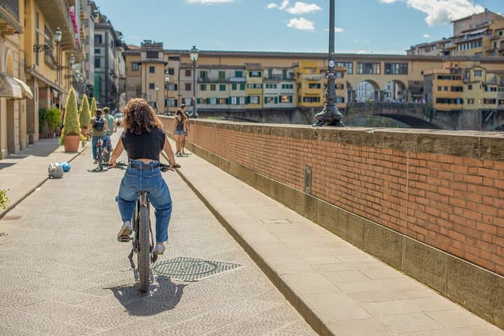 Florence E‑Bike Tour: Gelato Stop & Optional Tuscan Lunch