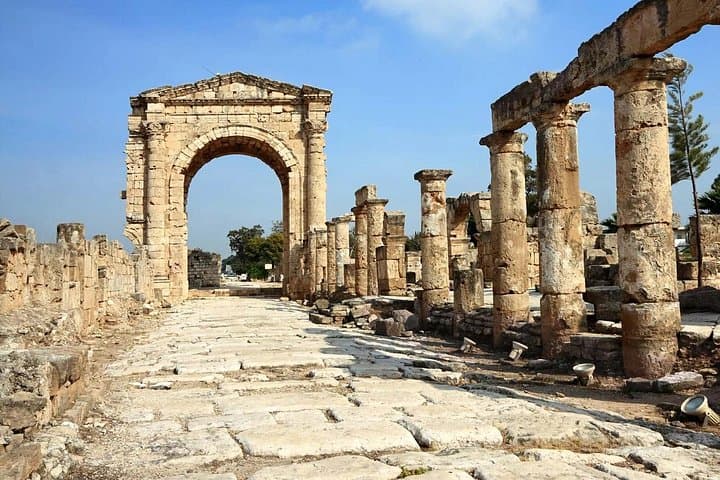 3-Day Lebanon Highlights: Byblos, Baalbek, Tyre, Jeita & Sidon photo 2