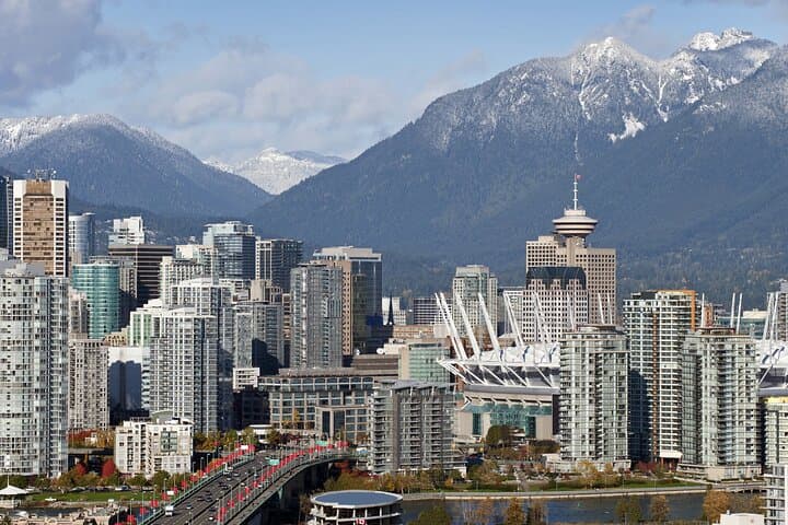 Grouse Mountain Express: Peak Chairlift, Wildlife Refuge & Mountain Activities photo 4