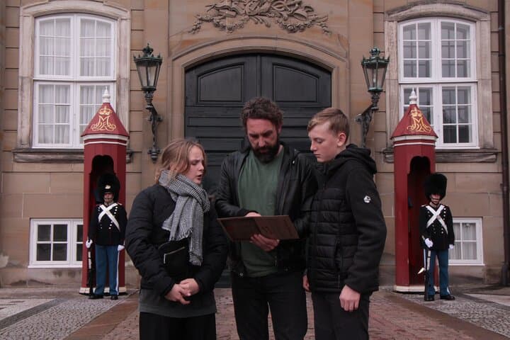 Self-Guided Murder Mystery Walk: Buckingham Palace to Scotland Yard (Westminster) photo 2