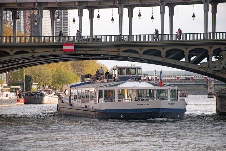 Seine River 3-Course Dinner Cruise — Evening Views from Bir-Hakeim photo 3