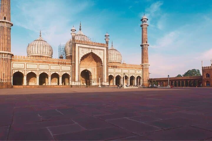 Private Full-Day Old and New Delhi Guided Tour — Rickshaws, Monuments & Mughal Heritage photo 6