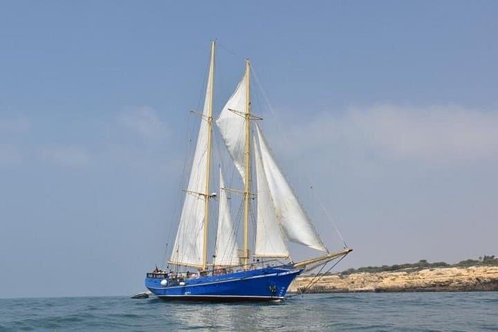 3-Hour Vilamoura Coastal Cruise: Algarve Boat Tour to Caves & Cliffs photo 1