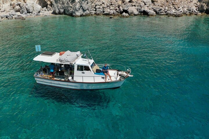 Semi-Private Morning Cruise from Pollonia to Polyaigos — Snorkel & Local Fishing