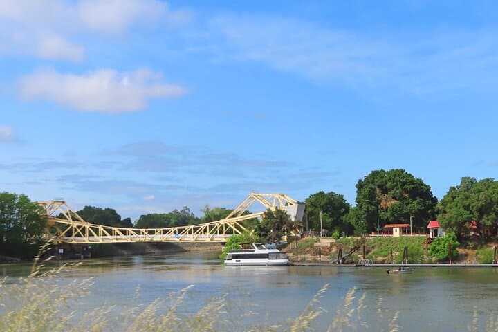 Driving the Delta’s Wine Country: Self-Guided Audio Tour from Sacramento