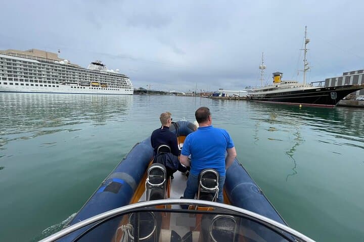 High-Speed Powerboat Ride from Port Vell — 1-Hour Barcelona Coast Experience photo 2