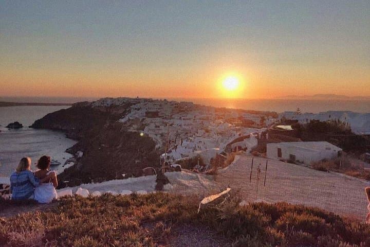 Santorini Private Highlights: 6-Hour Custom Tour of Villages, Beaches & Views photo 2