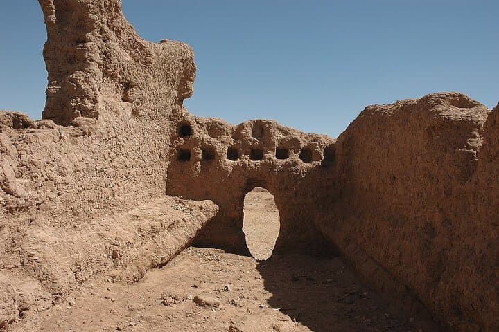 6-Day Siwa Oasis Adventure: Pyramids, Cleopatra Pool & Desert Camps