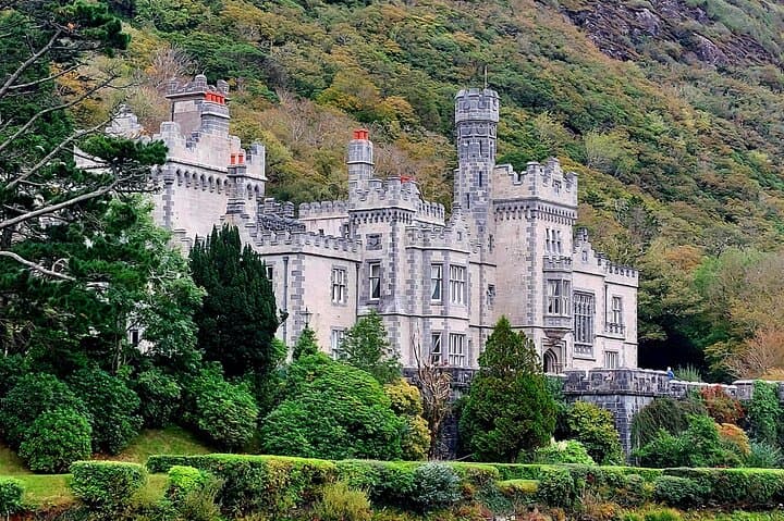 Private Connemara Day Tour: Kylemore Abbey, Twelve Bens & Working Sheep Farm photo 2