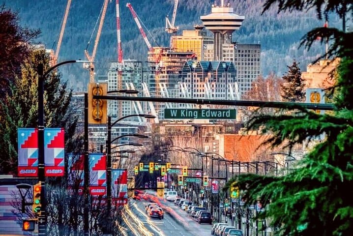 Private Vancouver City Tour: Capilano, Stanley Park & Granville Island in One Day