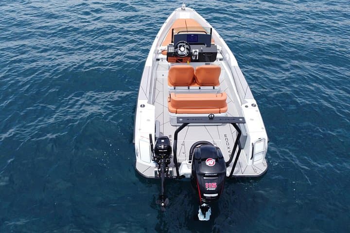 Half-Day Saxdor Boat Rental in Santorini — Speed, Snorkel & Caldera Views photo 4