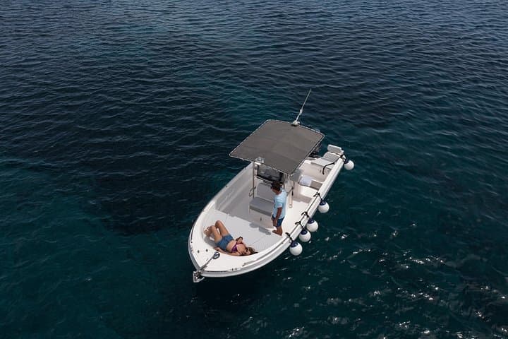 Santorini 5-Hour Self-Drive Boat Rental: Caldera, Coves & Snorkeling photo 5