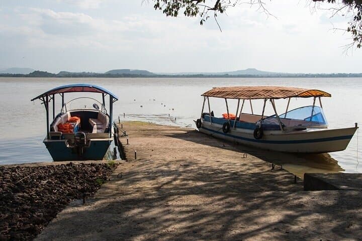 Bahir Dar & Blue Nile Falls: 2-Day Private Tour on Lake Tana photo 2