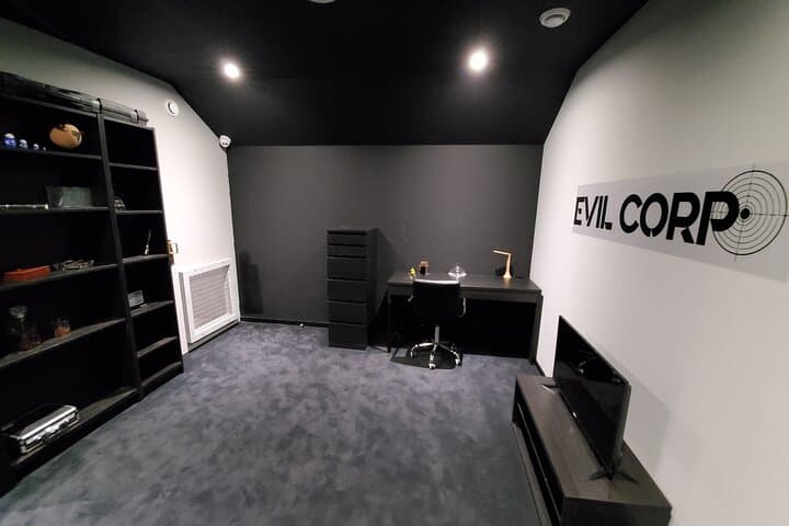 Mission Possible Escape Game Montpellier: 60-Minute Live-Action Spy Challenge photo 2