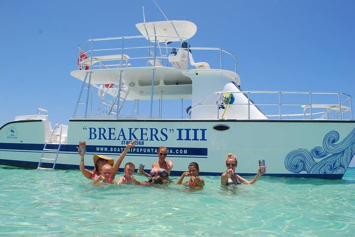 Punta Cana Private Catamaran: Snorkel, Natural Pools & Beach BBQ photo 4