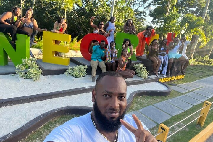 Negril Seven Mile Beach & Rick's Cafe Day Tour from Montego Bay — Beaches, Cliff-Jumping & Sunset photo 6