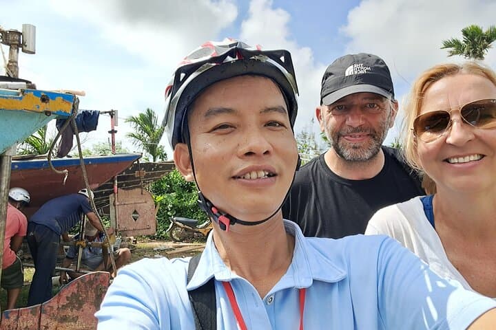 Hoi An Basket Boat Ride & Marble Mountains Sculptor Workshop from Da Nang photo 2