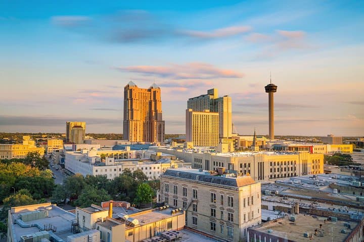 Private Custom Walking Tour of San Antonio: Local Guide & Neighborhoods photo 2