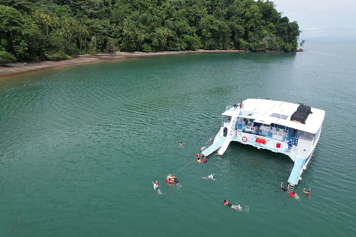 Private Catamaran Charter from Flamingo to Papagayo — Weddings & Events