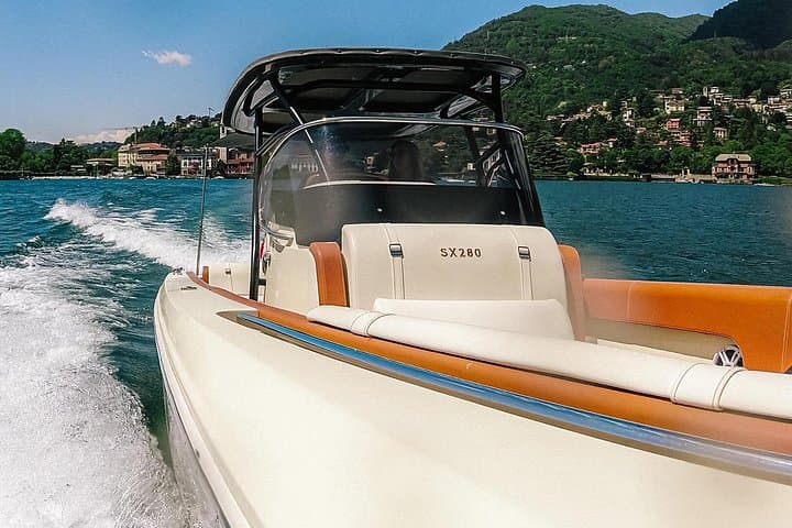 3-Hour Invictus Tender Cruise on Lake Como — Bellagio, Balbianello & Villas photo 3