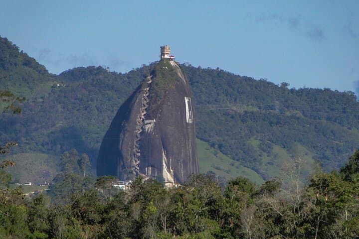 Medellín to Guatapé & Piedra del Peñol: Private 8-Hour Day Trip photo 3